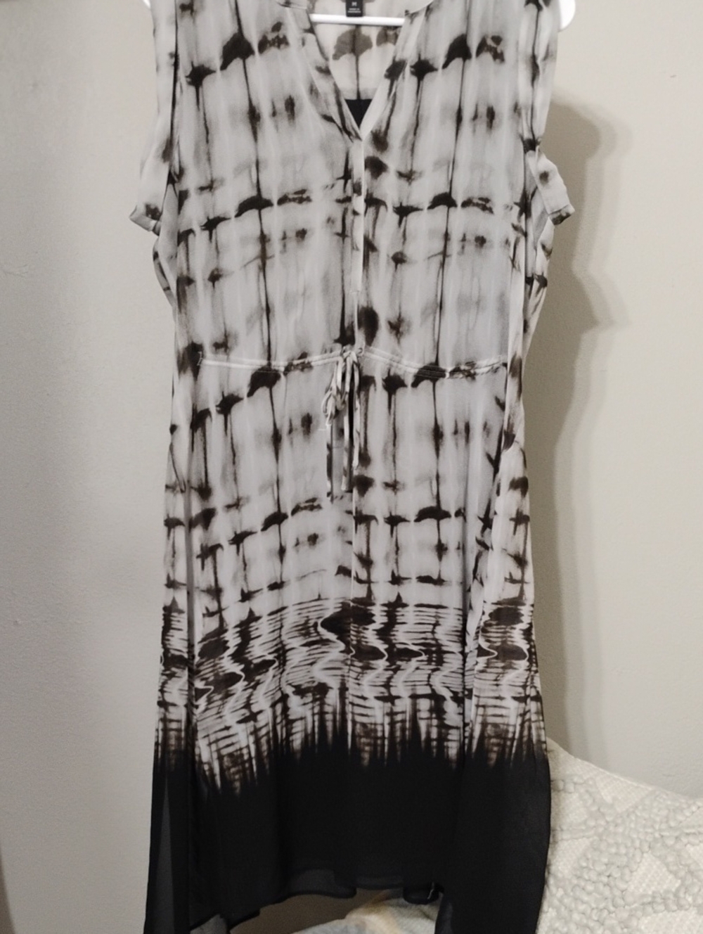 Simply Vera Vera Wang Black and Brown Printed Blouse